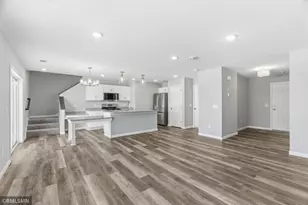 10580 Goodview Ave S, Cottage Grove, MN 55016 - Photo 4