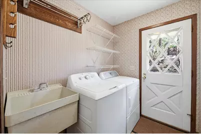 1656 Upper 55th Street E, Inver Grove Heights, MN 55077 - Photo 14