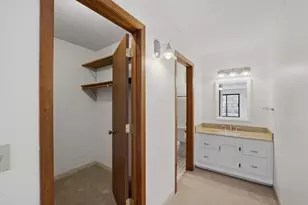 10531 Cedar Lake Rd, Hopkins, MN 55305 - Photo 22