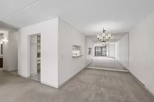 10531 Cedar Lake Rd, Hopkins, MN 55305 - Photo 6