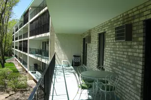 10531 Cedar Lake Rd, Hopkins, MN 55305 - Photo 28