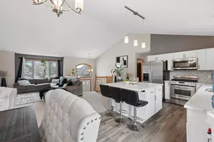 10780 Sailor Way, Woodbury, MN 55129 - Photo 6