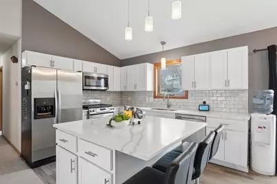 10780 Sailor Way, Woodbury, MN 55129 - Photo 10