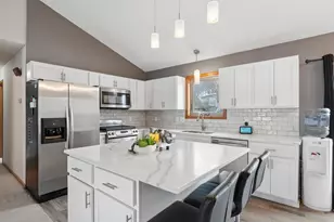 10780 Sailor Way, Woodbury, MN 55129 - Photo 10