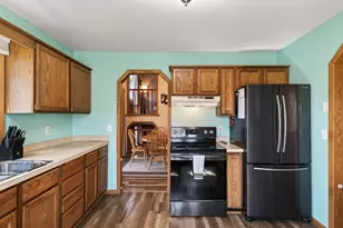 1325 Roosevelt St, Anoka, MN 55303 - Photo 8