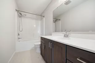 11725 35th St N, Lake Elmo, MN 55042 - Photo 18