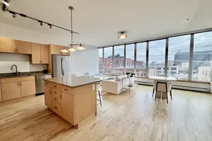 215 10th Ave S, Minneapolis, MN 55415 - Photo 4