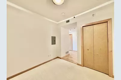 215 10th Avenue S #534, Minneapolis, MN 55415 - Photo 18