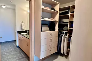 215 10th Ave S, Minneapolis, MN 55415 - Photo 14