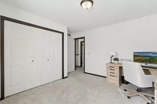 2574 Vierling Dr E, Shakopee, MN 55379 - Photo 26