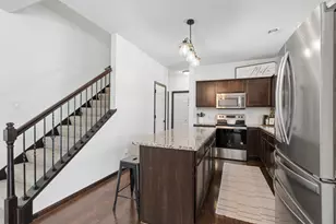 2574 Vierling Dr E, Shakopee, MN 55379 - Photo 12