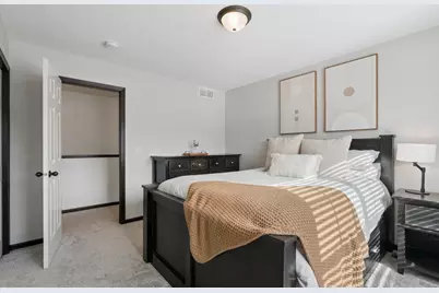 2574 Vierling Drive E, Shakopee, MN 55379 - Photo 16