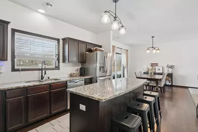 2574 Vierling Drive E, Shakopee, MN 55379 - Photo 14