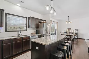 2574 Vierling Dr E, Shakopee, MN 55379 - Photo 14