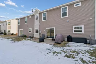 2574 Vierling Dr E, Shakopee, MN 55379 - Photo 30