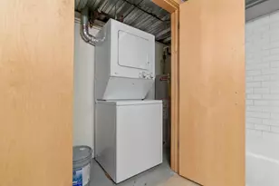 521 S 7th St, Minneapolis, MN 55415 - Photo 24