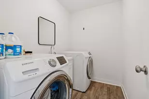 2084 Reaney Ave E, Saint Paul, MN 55119 - Photo 18