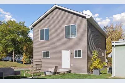 2084 Reaney Avenue E, Saint Paul, MN 55119 - Photo 20