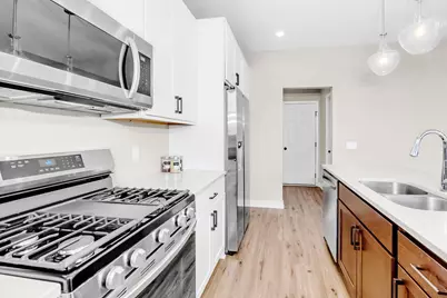 7065 181st Street W, Lakeville, MN 55044 - Photo 2