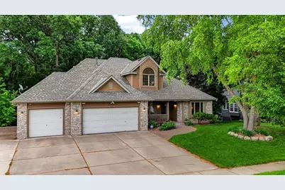 13452 Flagstaff Avenue, Apple Valley, MN 55124 - Photo 2