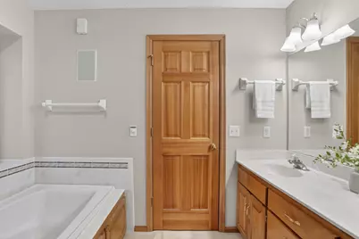 13452 Flagstaff Avenue, Apple Valley, MN 55124 - Photo 20