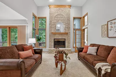 13452 Flagstaff Avenue, Apple Valley, MN 55124 - Photo 10