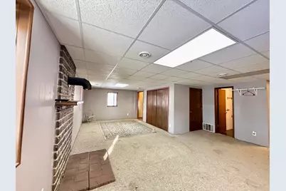 300 19th Avenue NE, Waseca, MN 56093 - Photo 12
