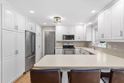 5816 Oxford Street N, Shoreview, MN 55126 - Photo 6