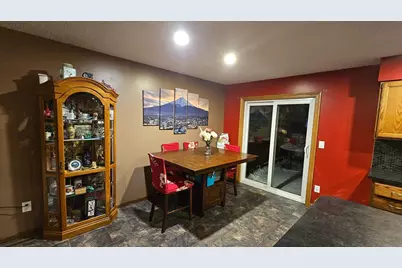 2922 23rd Avenue S, Fargo,  58103 - Photo 4