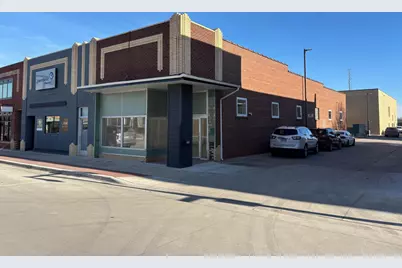 1018 3rd Avenue, Worthington, MN 56187 - Photo 1