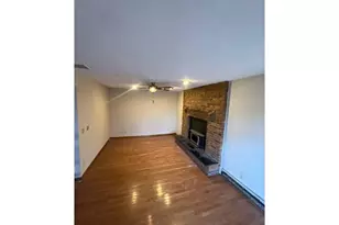 939 Lois Ln, Circle Pines, MN 55014 - Photo 4