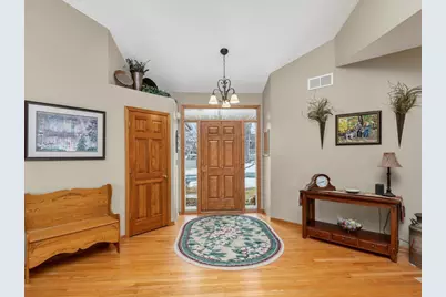 1736 Pond Lane, Waconia, MN 55387 - Photo 4