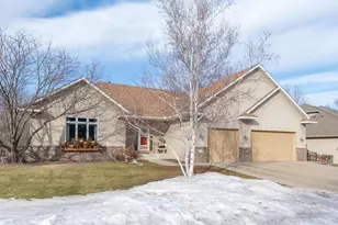 1736 Pond Ln, Waconia, MN 55387 - Photo 2