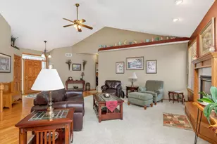 1736 Pond Ln, Waconia, MN 55387 - Photo 8