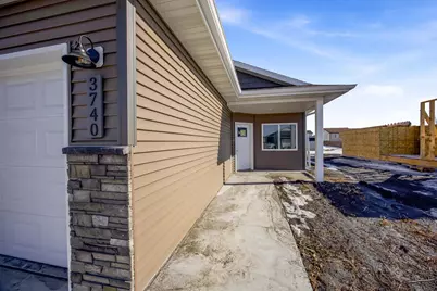 3740 33rd Street S, Moorhead, MN 56560 - Photo 2