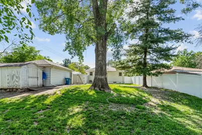 5006 Zenith Avenue N, Brooklyn Center, MN 55429 - Photo 32