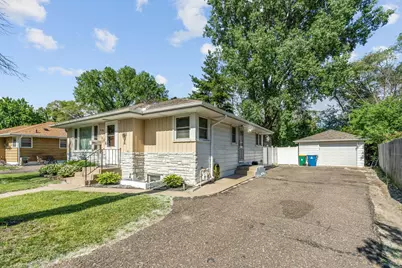 5006 Zenith Avenue N, Brooklyn Center, MN 55429 - Photo 2