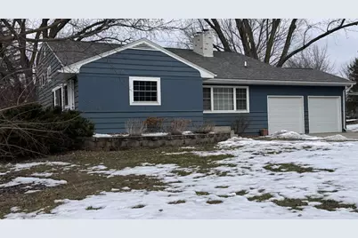 217 Regency Road, Le Sueur, MN 56058 - Photo 1