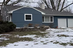 217 Regency Rd, Le Sueur, MN 56058 - Photo 1