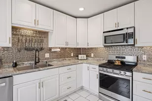 613 Harrison St NE, Minneapolis, MN 55413 - Photo 14