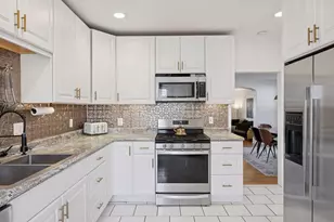 613 Harrison St NE, Minneapolis, MN 55413 - Photo 8