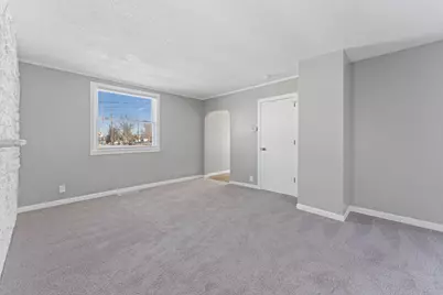 1041 Western Avenue N, Saint Paul, MN 55117 - Photo 16