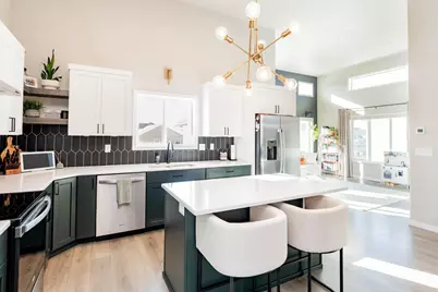 2550 65th Avenue S, Fargo, ND 58104 - Photo 8