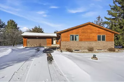 1072 Buck Ridge, Hudson, WI 54016 - Photo 2