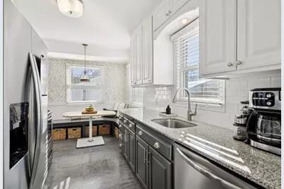 3221 Georgia Avenue S, Saint Louis Park, MN 55426 - Photo 10