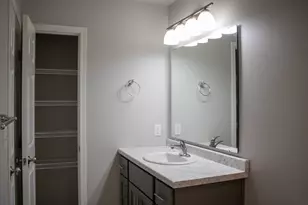 6875 16th St S, Fargo, ND 58104 - Photo 22