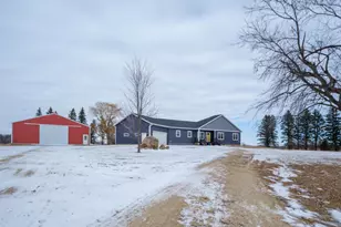 78946 280 St, Racine Twp, MN 55967 - Photo 2