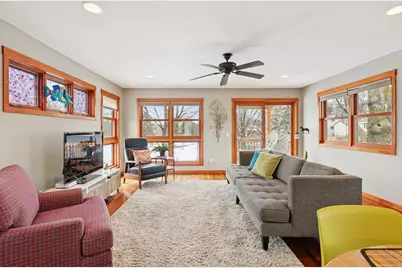 219 Morgan Avenue N, Minneapolis, MN 55405 - Photo 14