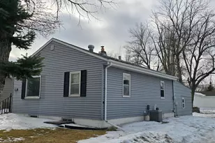 1337 16 1/2 Street S, Fargo,  58103 - Photo 2