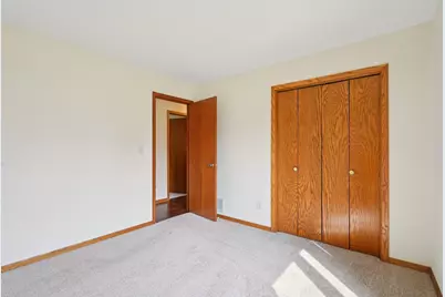 4467 Lynx Court, Eagan, MN 55123 - Photo 26